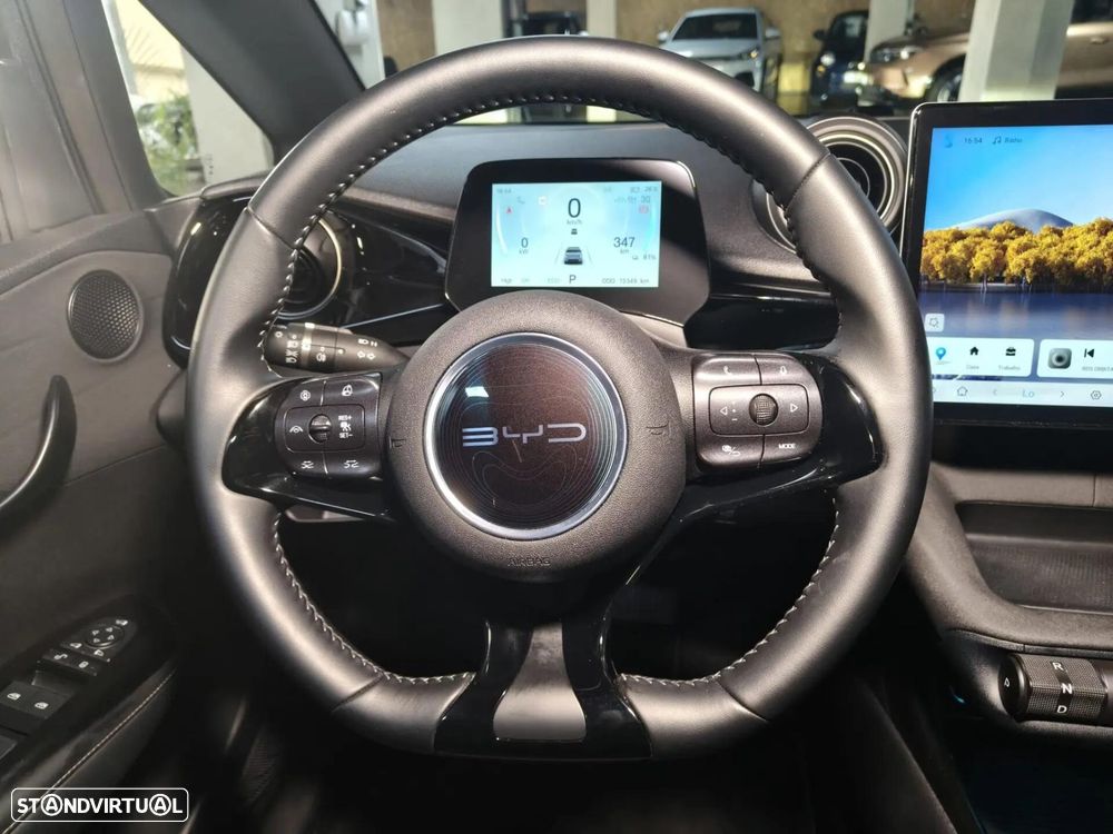 BYD Dolphin 60.4 kWh Comfort - 14