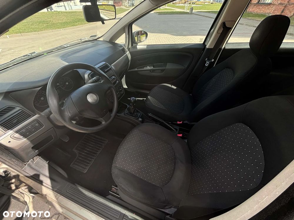 Fiat Grande Punto 1.4 8V Active - 17