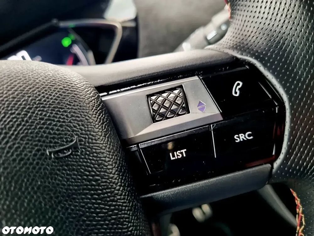 DS Automobiles DS 3 Crossback 1.2 PureTech Performance Line - 17