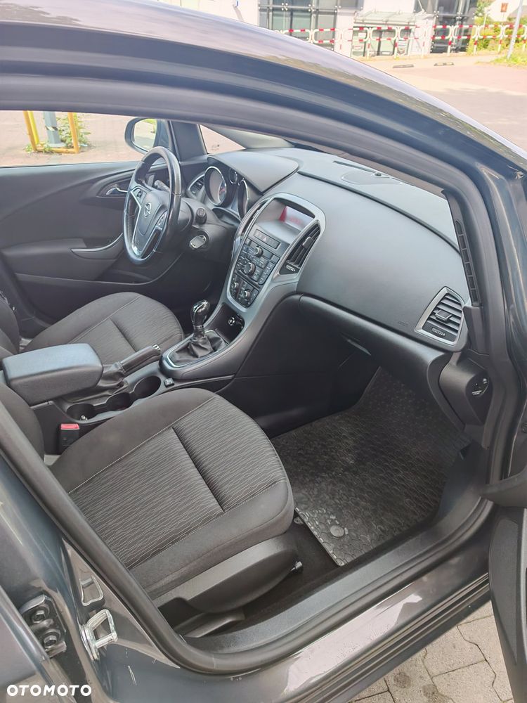 Opel Astra 1.4 T Enjoy - 15