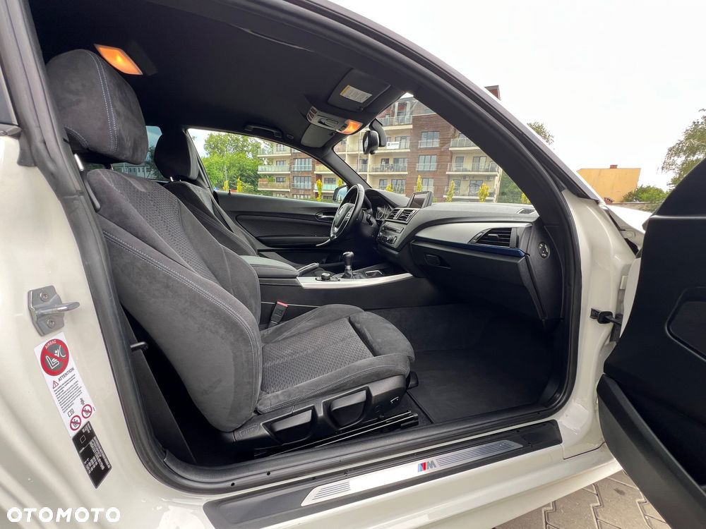 BMW Seria 1 116i - 13