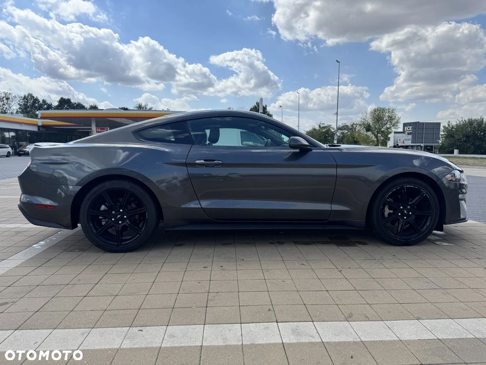 Ford Mustang 2.3 EcoBoost - 10