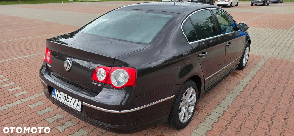 Volkswagen Passat 2.0 TDI Comfortline R-Style DSG - 9