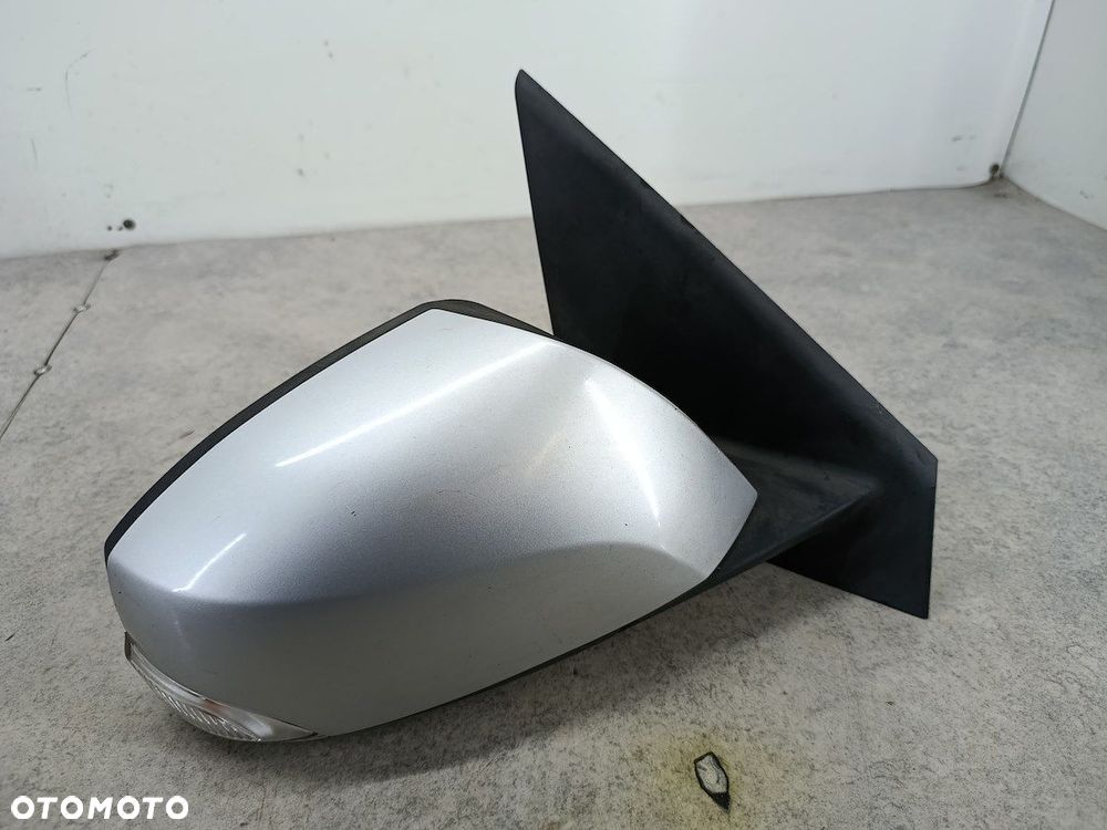 LUSTERKO PRAWE RENAULT LAGUNA III TED69 - 1