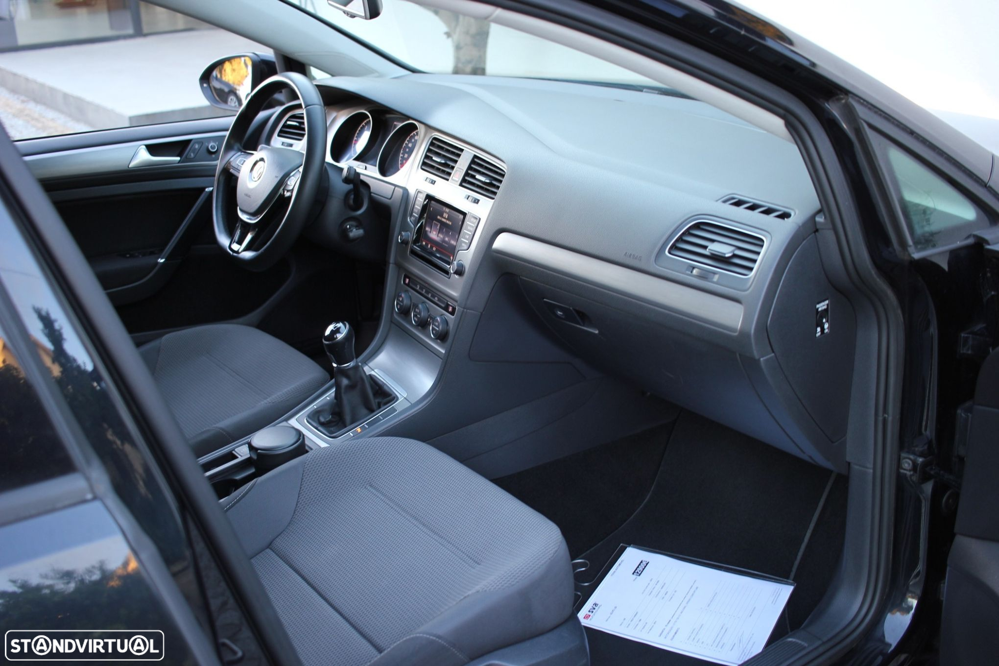 VW Golf Variant 1.6 TDi Confortline - 23