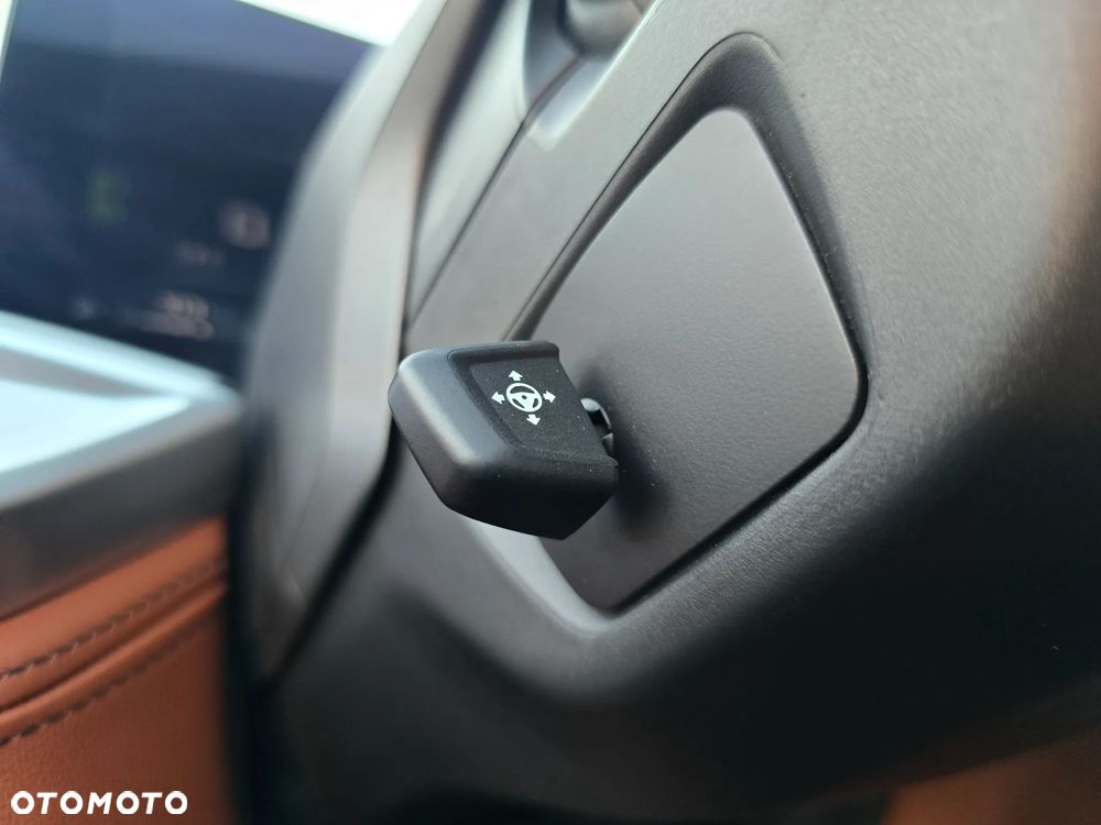 BMW X7 M60i xDrive - 29