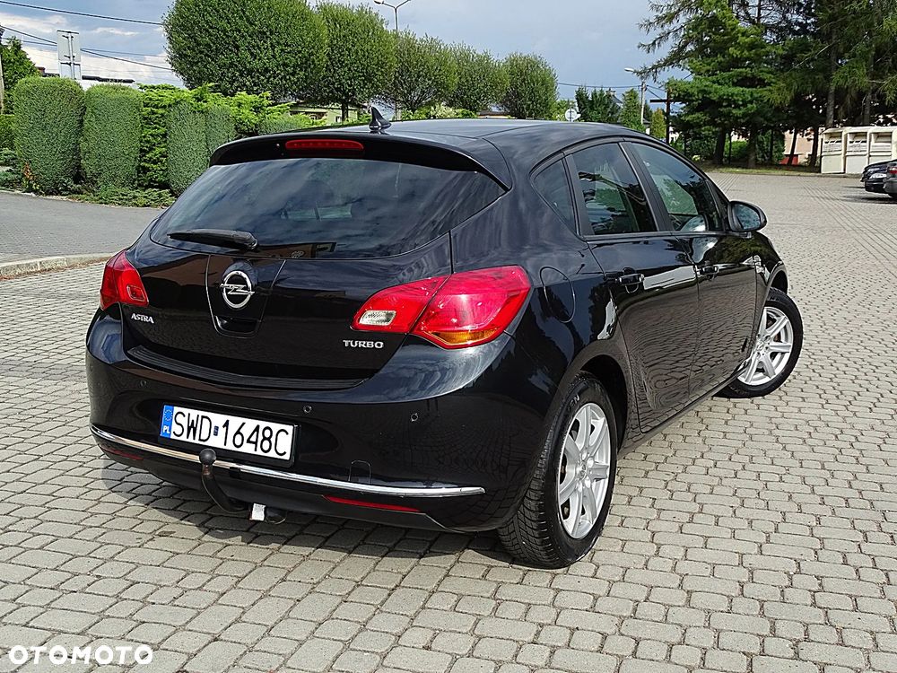 Opel Astra 1.4 T Cosmo EU6 - 13