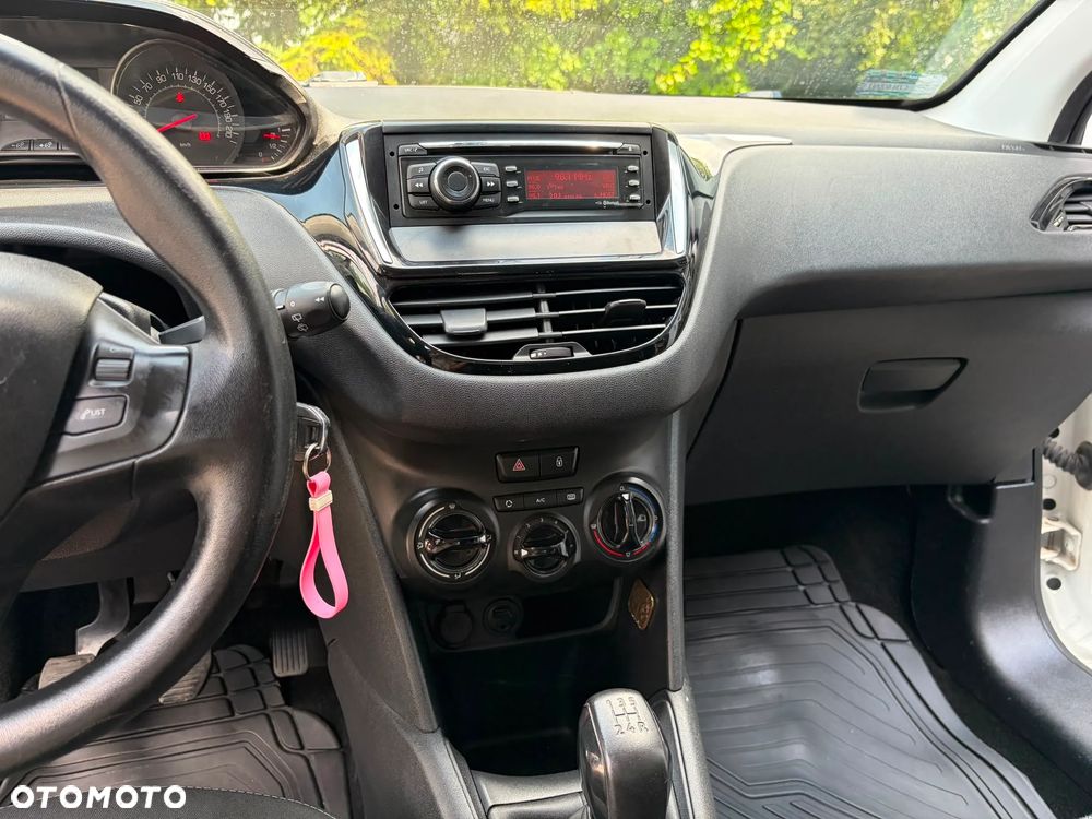 Peugeot 208 1.4 HDi Access - 18