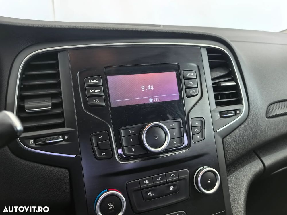 Renault Megane ENERGY TCe Life - 21