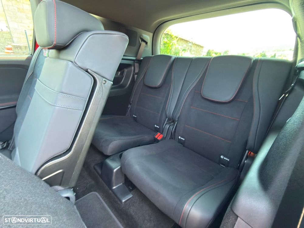 Mercedes-Benz GLB 250+ EQ - 17