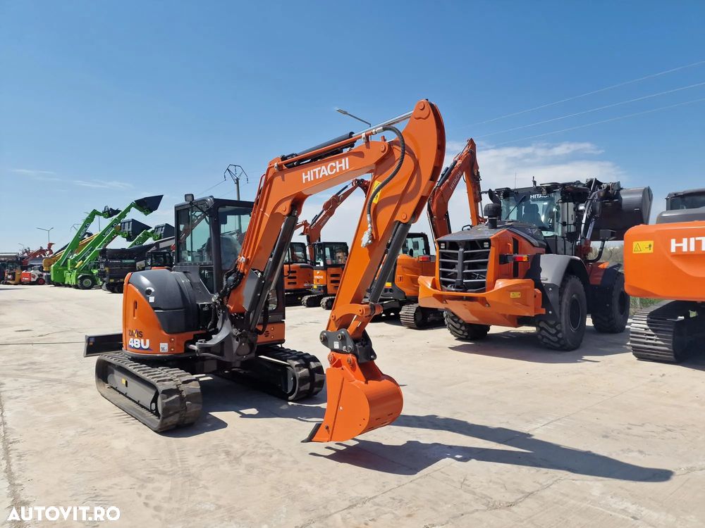 Hitachi ZX48, 5 tone, NOU, CUPLA RAPIDA+3 CUPE noi, Aer conditionat, Instalatia picon pe bratele de excavare, Computer de bord, produs in JAPONIA, posibilitate leasing 5 ani-PROMOTIE 54.500 EUR+Tva - 13