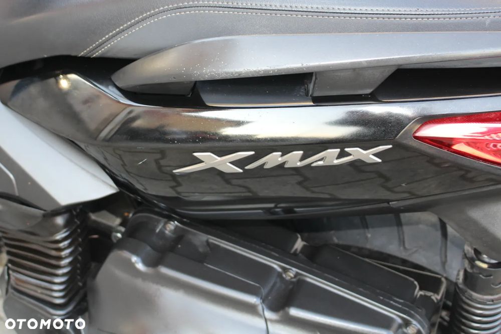 Yamaha X-max - 18