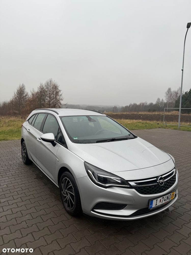 Opel Astra - 2