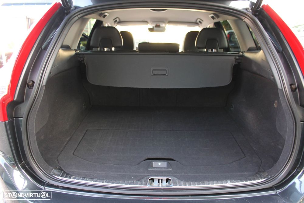 Volvo XC 60 2.0 D3 Dynamic Edition - 24