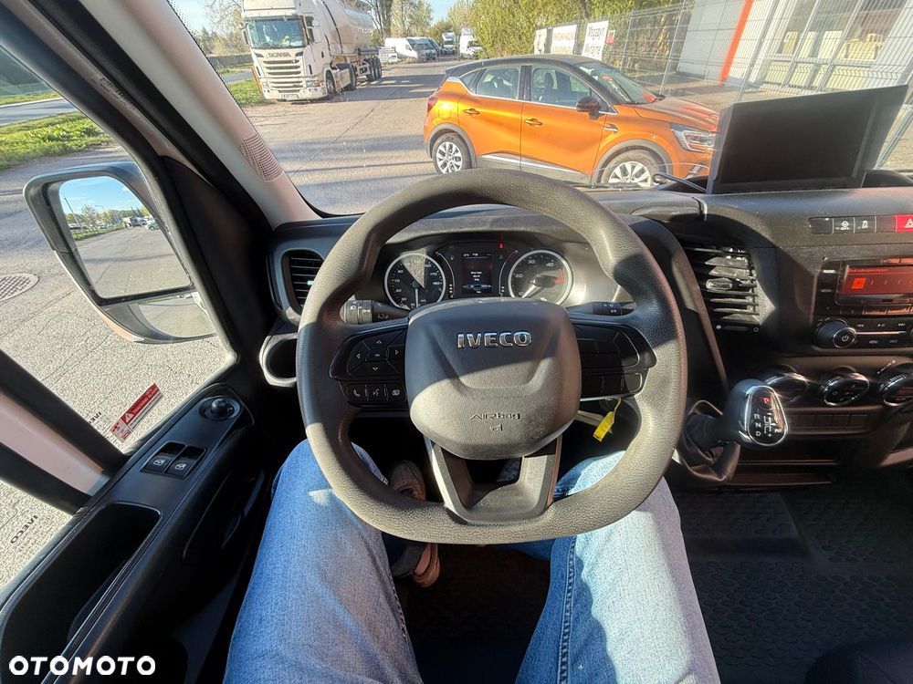 Iveco Daily 35S16, 2.3 160KM, L4H2, HiMatic, Niski przebieg, Zadbany - 21