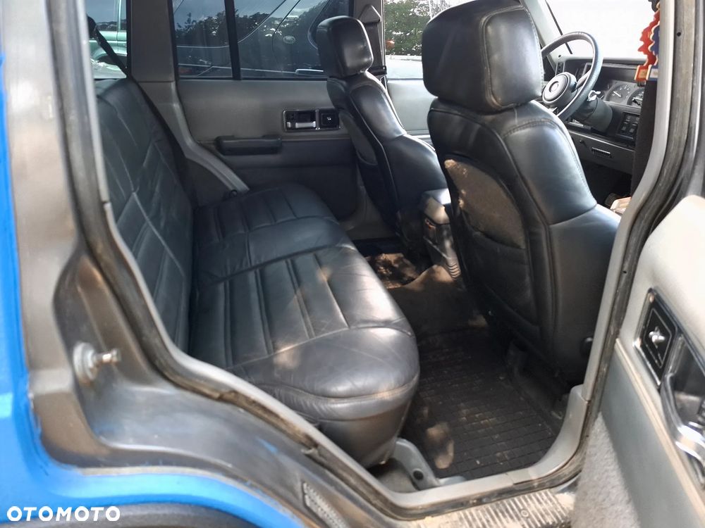 Jeep Cherokee - 20