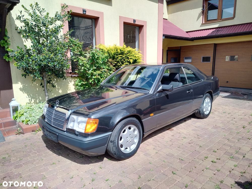 Mercedes-Benz W124 (1984-1993) - 22