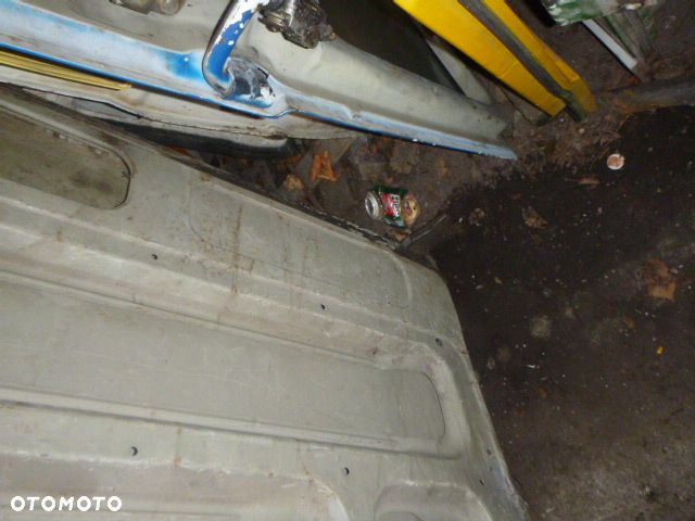 DRZWI BOCZNE PRZESUWNE VW LT 1 PRAWE LEWE - 4