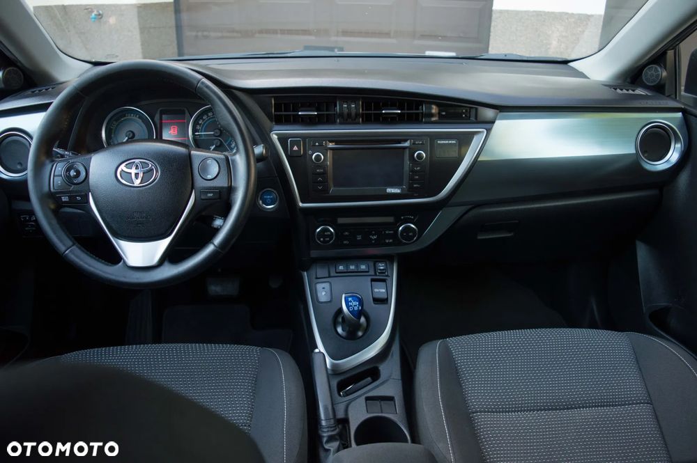 Toyota Auris - 15