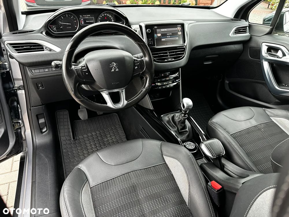 Peugeot 2008 - 7