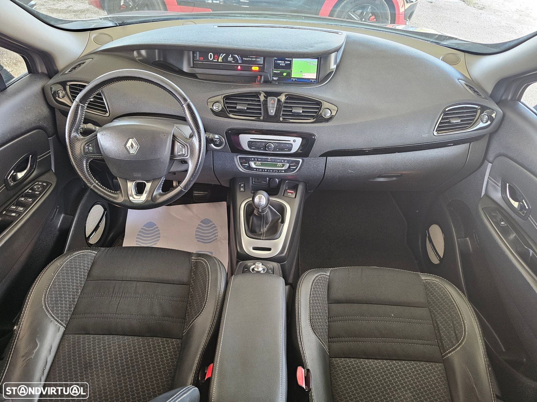 Renault Grand Scénic 1.5 dCi Bose Edition SS - 24