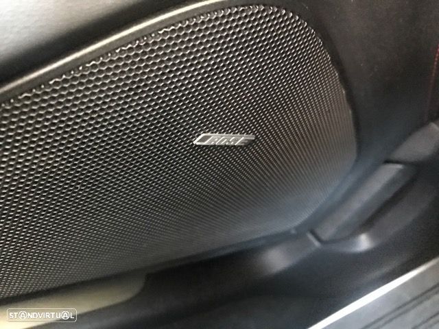 Porsche Panamera Turbo PDK - 18