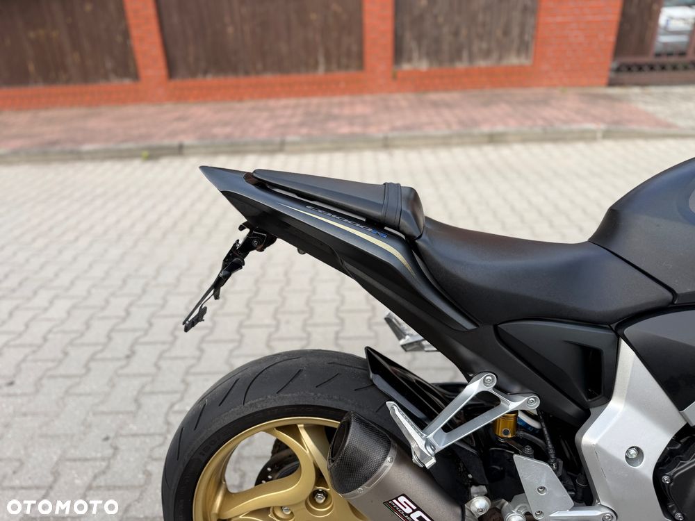 Honda CB - 8