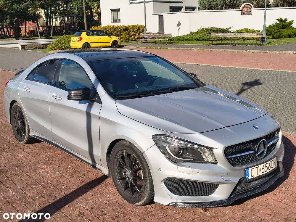 Mercedes-Benz CLA 250 4-Matic AMG Line - 3