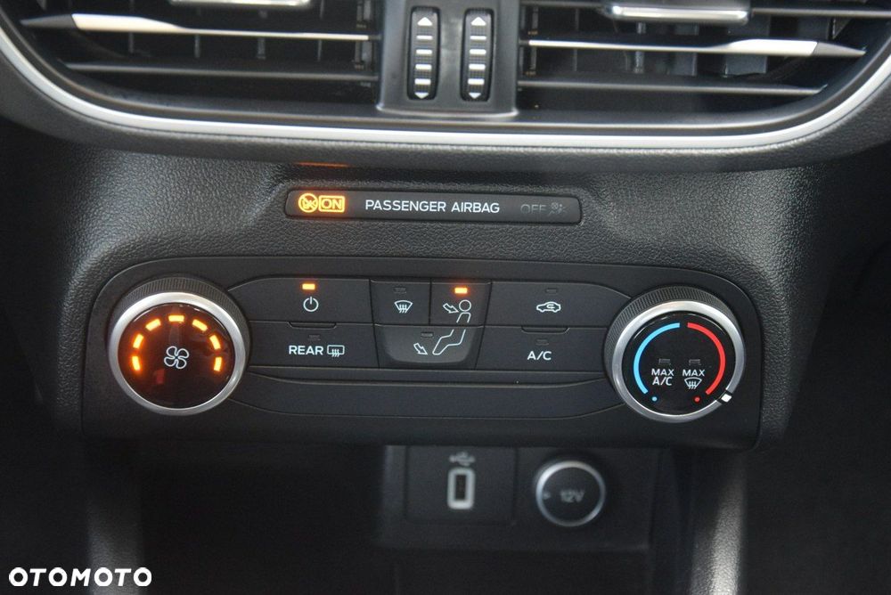 Ford Focus - 29