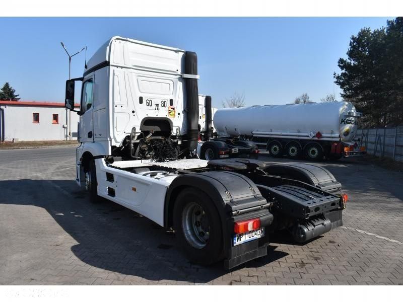 Mercedes-Benz Actros - 1