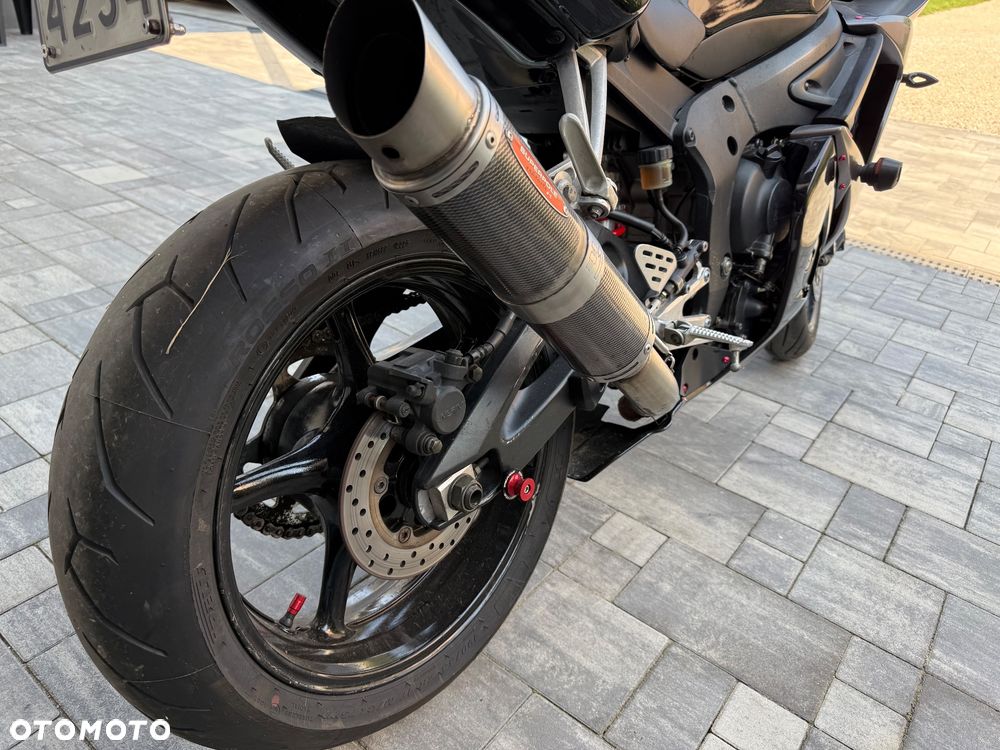 Yamaha R6 - 7