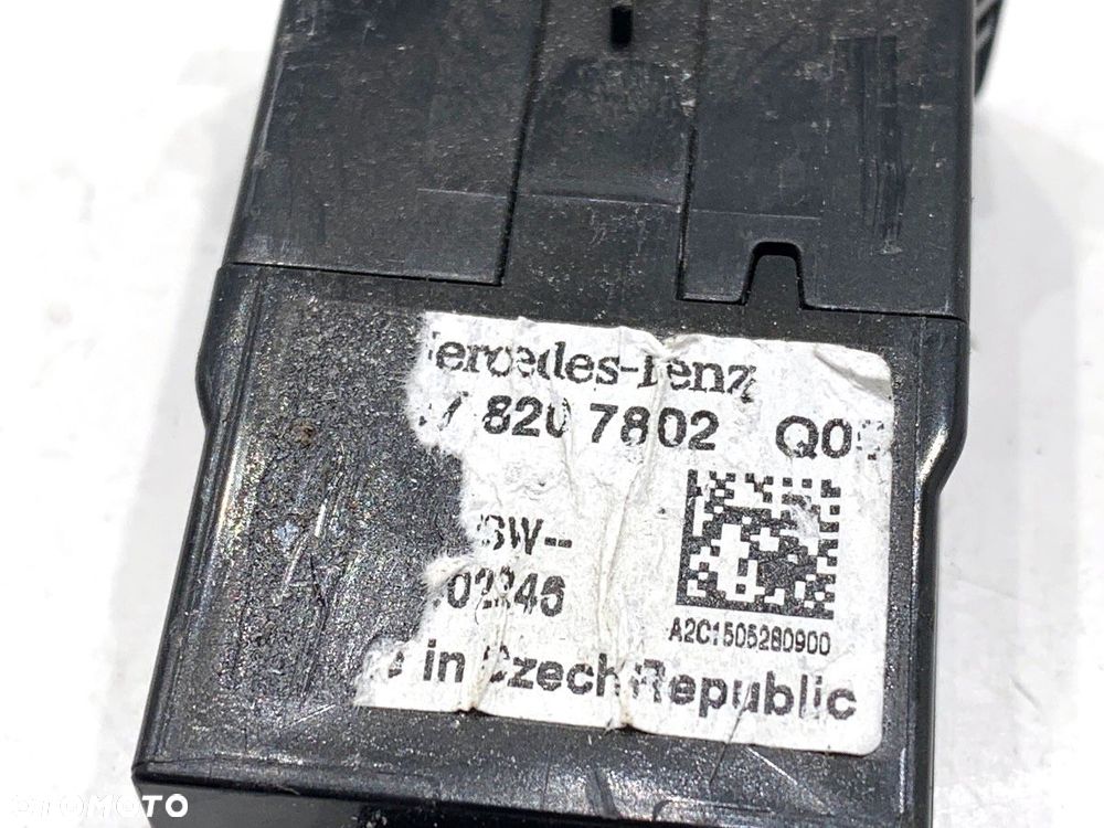 GNIAZDO USB  MERCEDES-BENZ eSPRINTER Skrzynia (B910) 2020 - 2022 Electric (910.633) 85 kW [116 KM] - 4