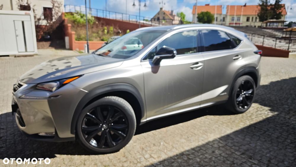 Lexus NX 300h Elegance AWD - 2