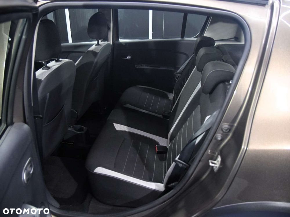 Dacia Sandero Stepway - 6