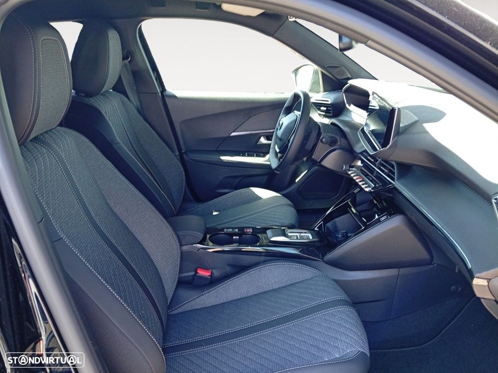 Peugeot e-2008 54 kWh Allure - 15