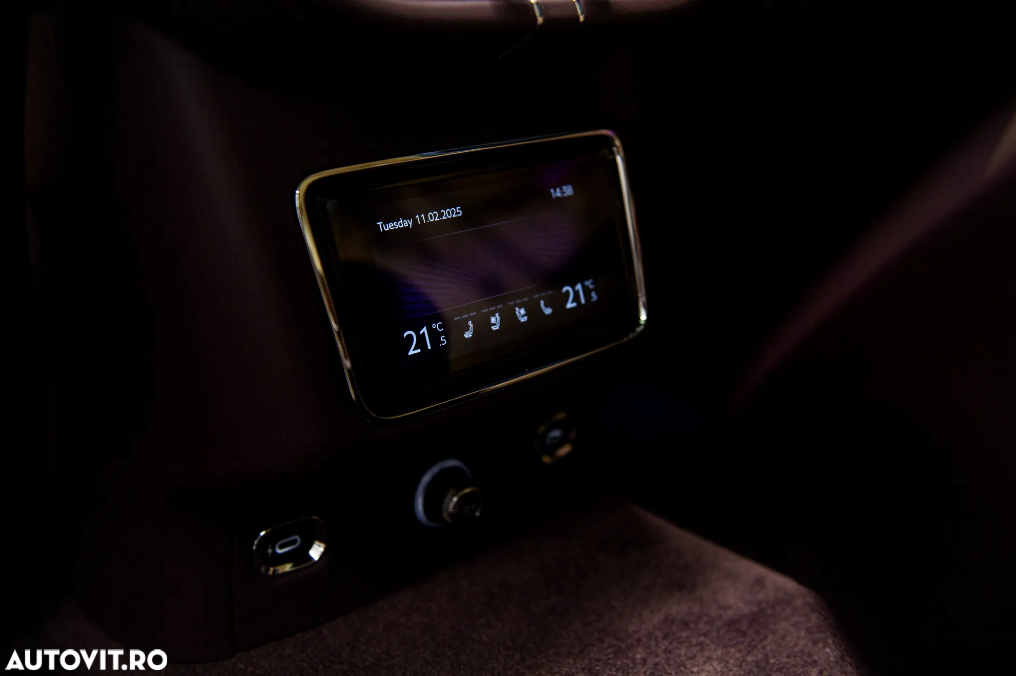 Bentley Bentayga - 36