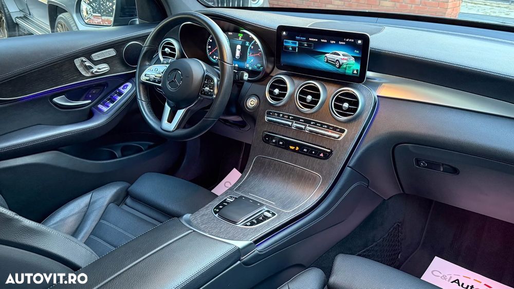 Mercedes-Benz GLC 300 4MATIC MHEV - 14