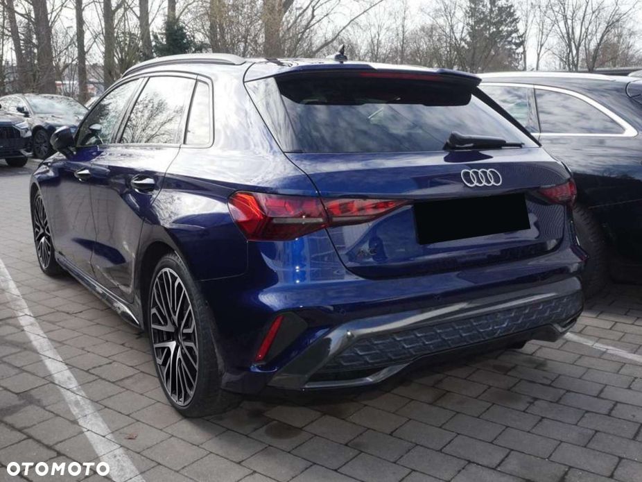 Audi A3 Sportback - 3