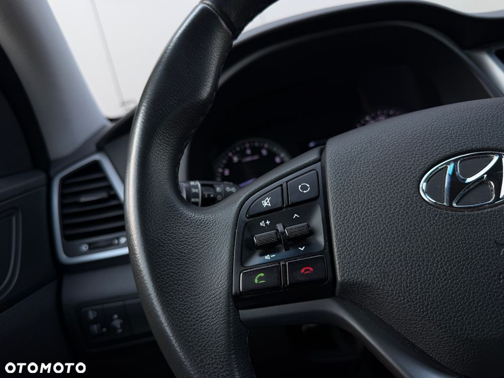 Hyundai Tucson 1.6 GDI BlueDrive Style 2WD - 14