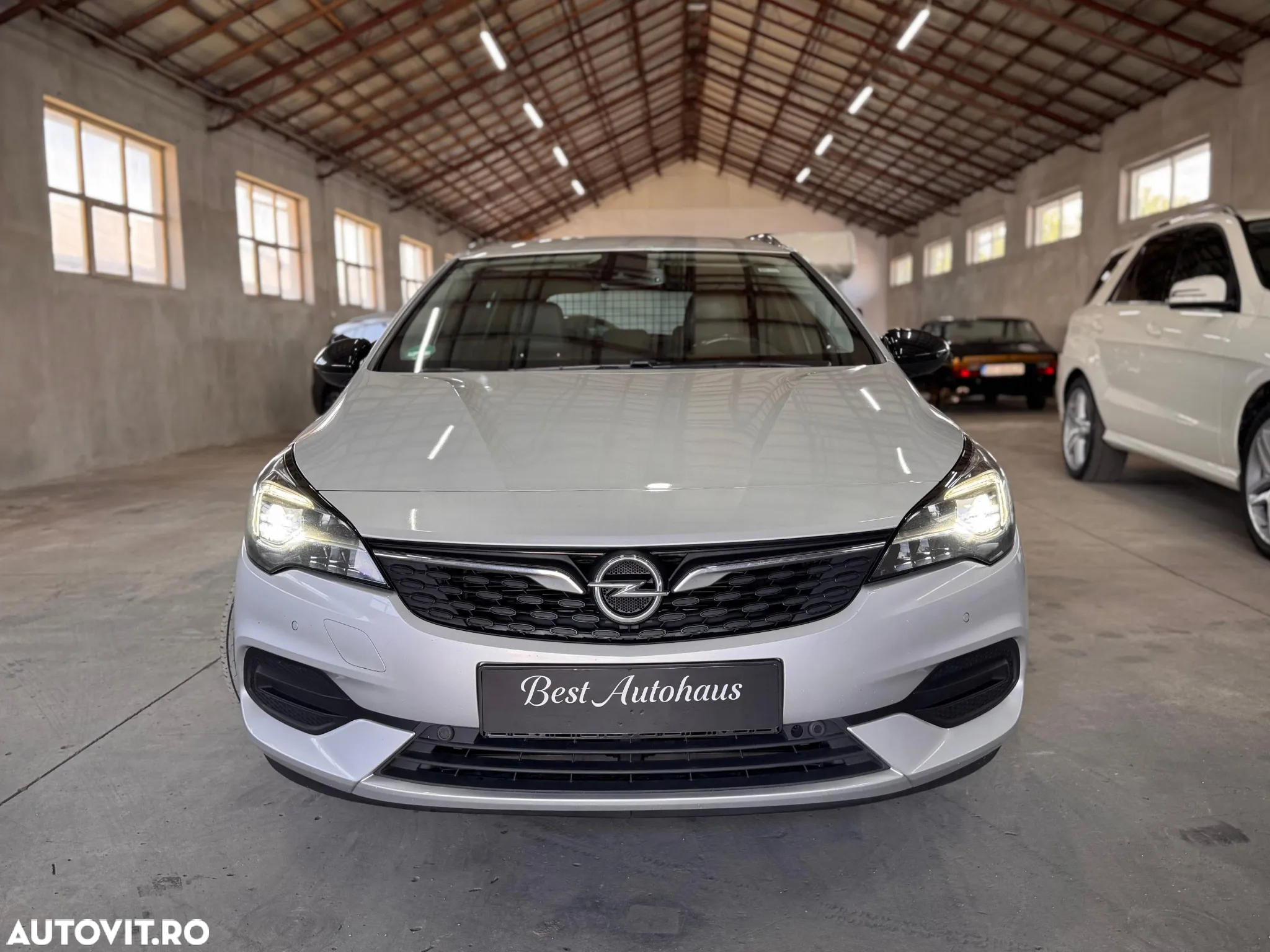 Opel Astra 1.5 D Start/Stop Sports Tourer Automatik Elegance - 3