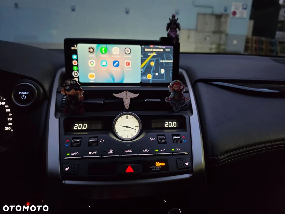 Lexus NX 300h Elegance AWD - 18