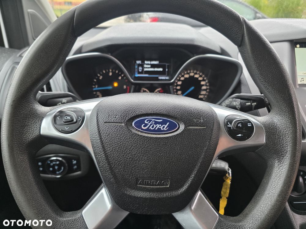 Ford Transit Connect - 21