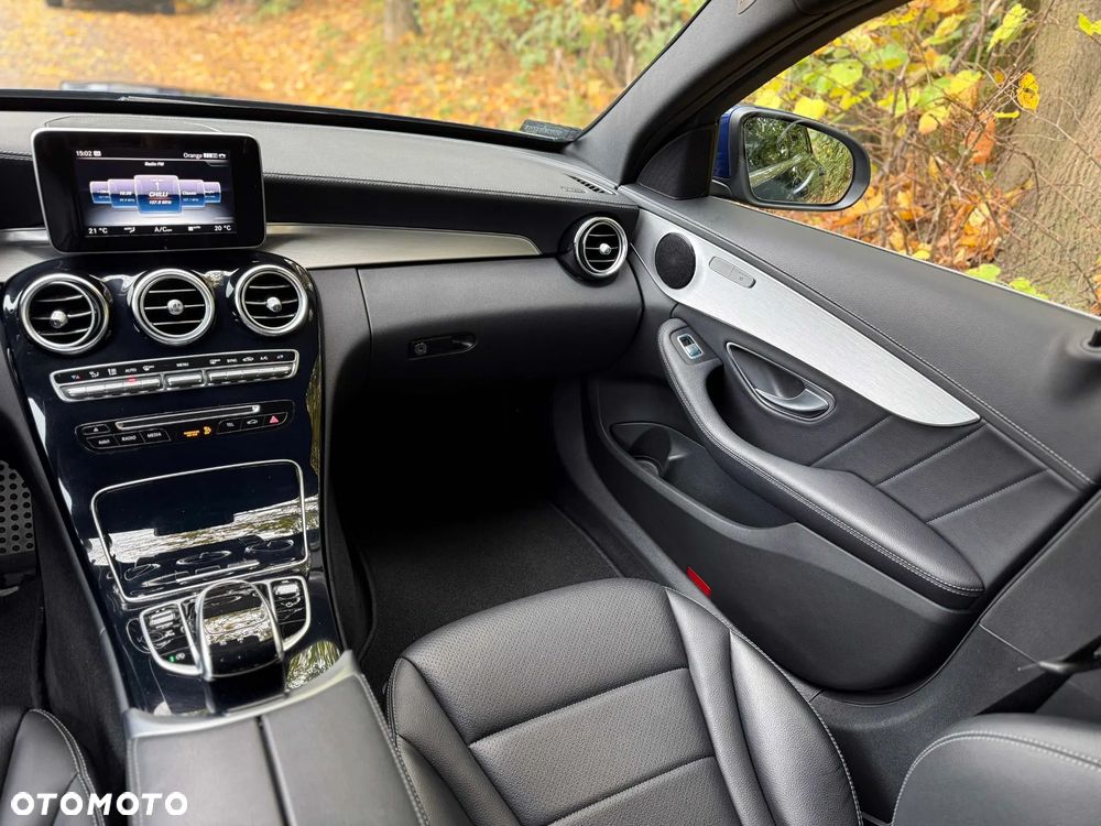 Mercedes-Benz Klasa C 200 4-Matic 9G-TRONIC - 9