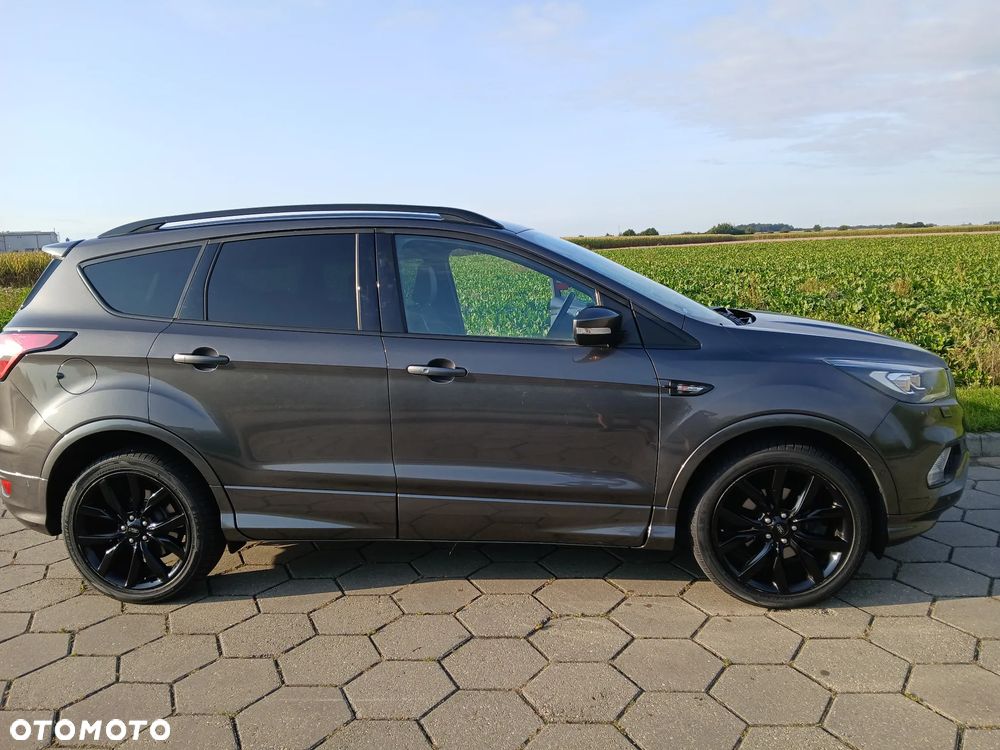 Ford Kuga 1.5 EcoBoost FWD ST-Line X - 18
