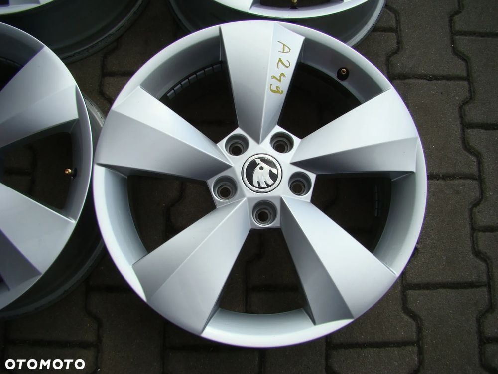 a249 5x112 Skoda Superb Octavia Yeti Karoq Kodiaq 6,5jx17 et38 - 2
