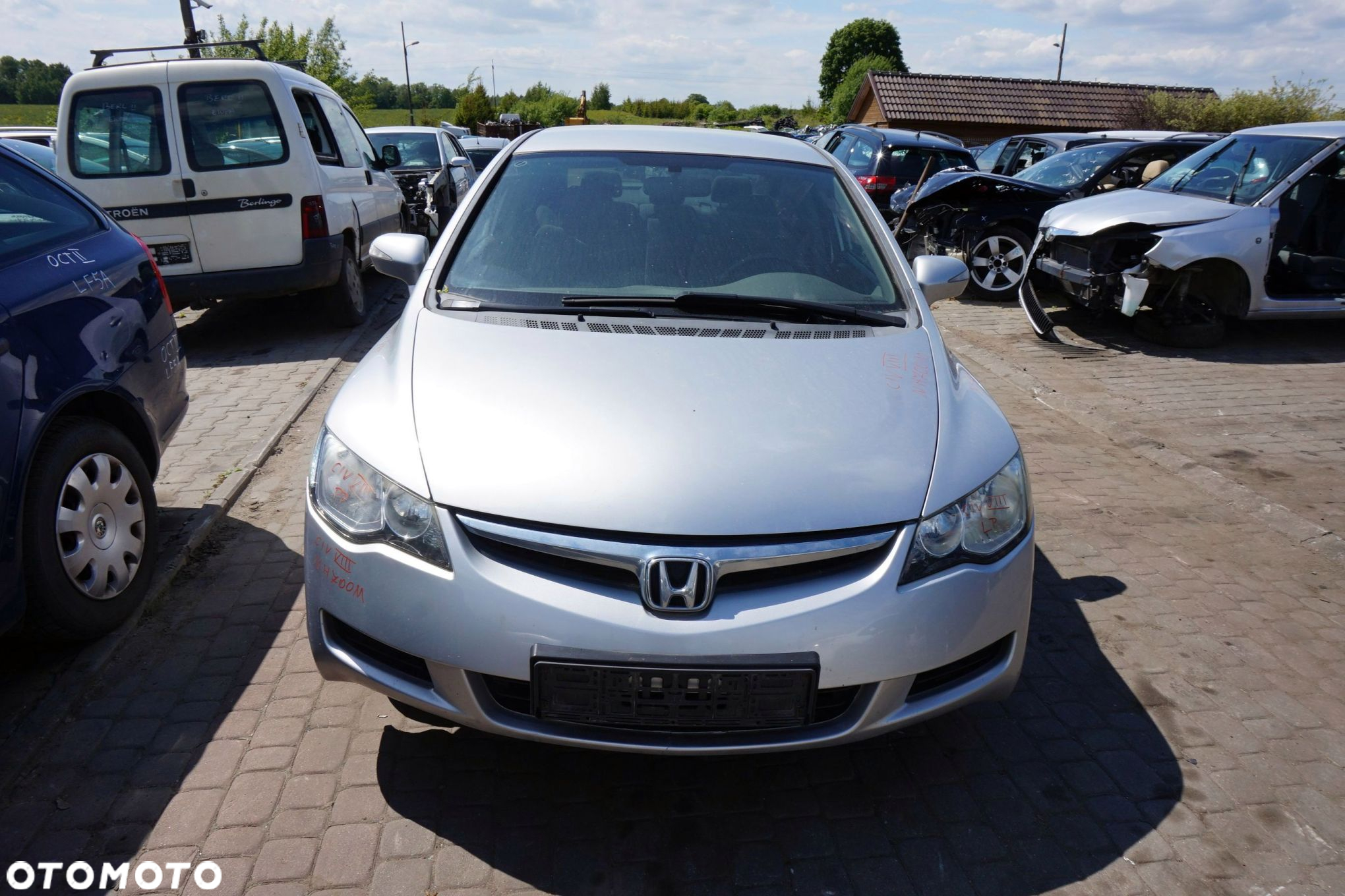 HONDA CIVIC VIII SEDAN 2006 NH700M 1.8 16V R18A2 140KM PHE40 SREBRNY na części - 8