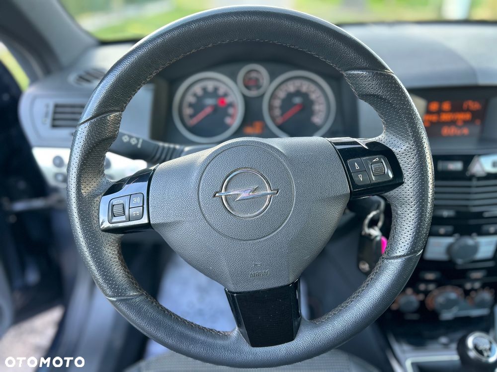 Opel Astra 1.6 Edition - 17