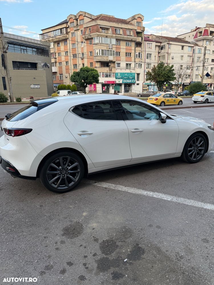 Mazda 3 G150 AT MHEV Plus - 4