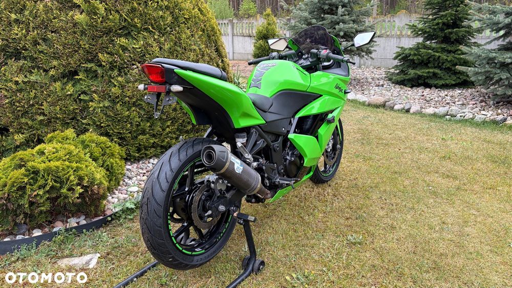 Kawasaki Ninja 250R - 3