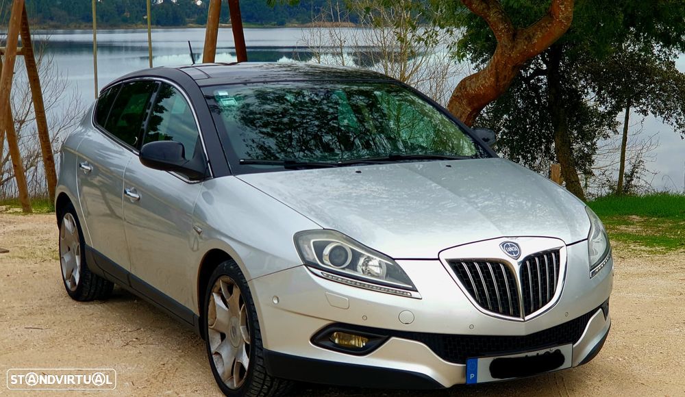 Lancia Delta 1.9 M-Jet TwinTurbo Platinum - 3